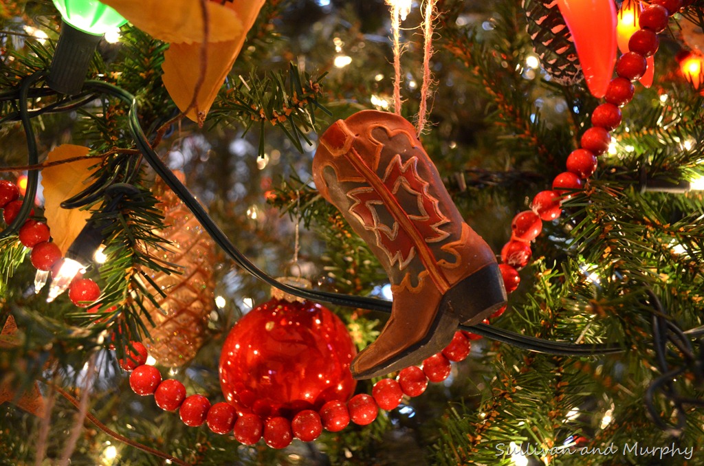 [boot%2520ornament%255B3%255D.jpg]
