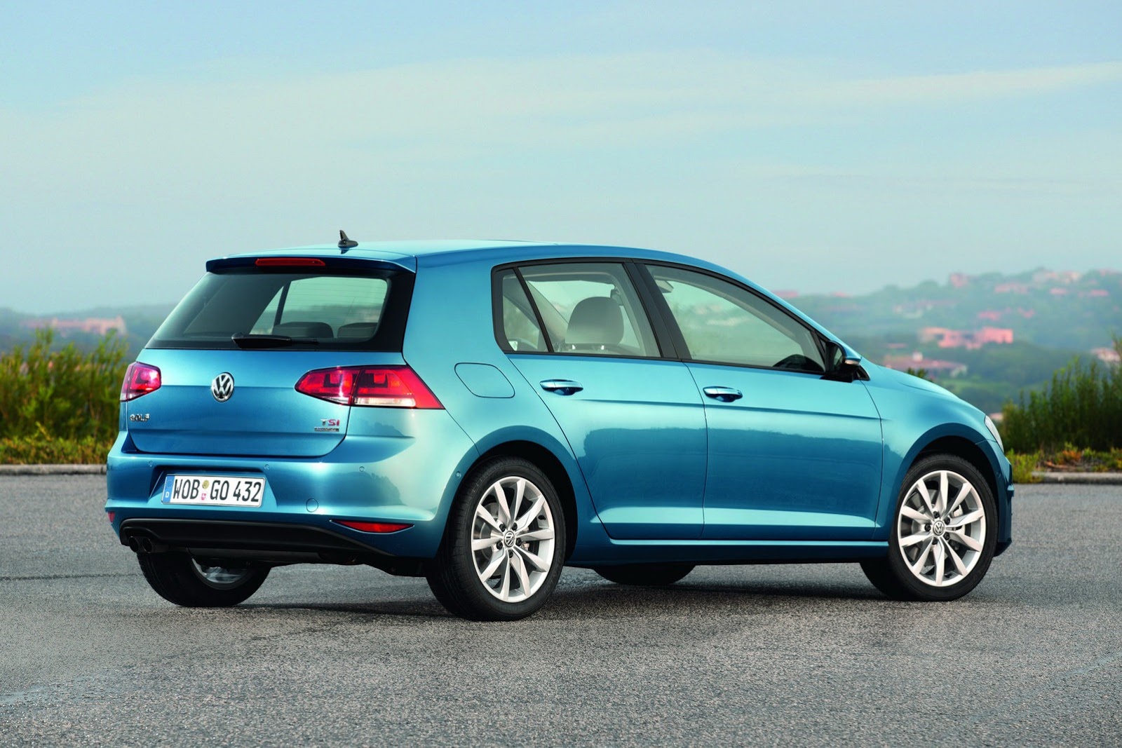 [2013-Volkswagen-Golf-7-9%255B2%255D.jpg]