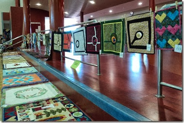 quilts (3) quilts (3)