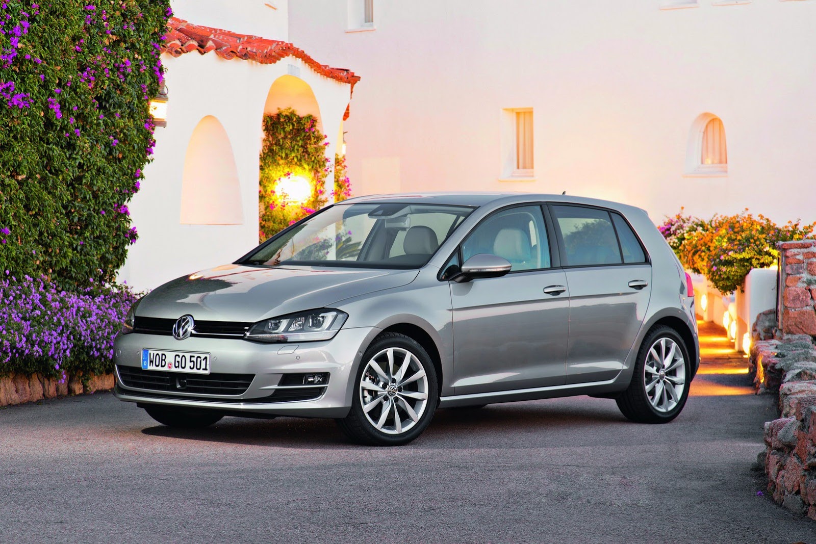 [2013-Volkswagen-Golf-7-31%255B2%255D.jpg]