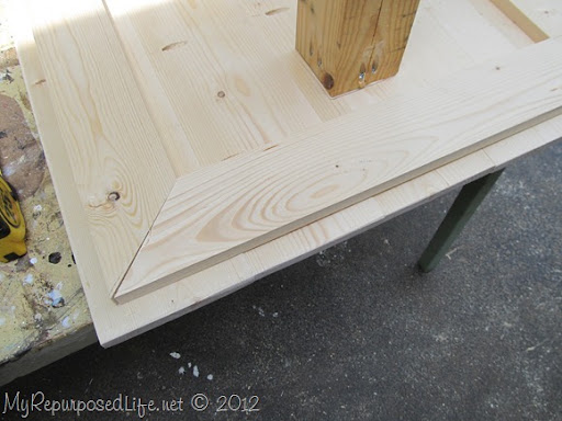 DIY Kids Table (14)