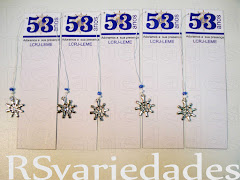 Marcador de livro
    : Simples R$1,20 unid / cento R$100,00.
    : Com pingente de coração e continhas coloridas R$2,40 unid / cento R$220,00.
    : Min. 40 unids para ambas as opções.
    : Medidas - 4x14 cm.
    : Impresso em papel cartão 240 grs.