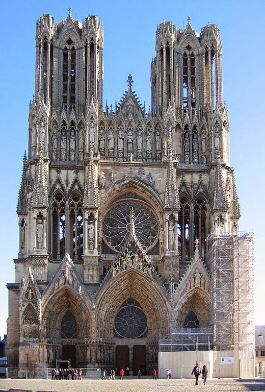 [Cathedral_Notre-Dame_de_Reims%252C_France-PerCorr%255B3%255D.jpg]