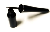 eyeliner-liquido-come-si-mette