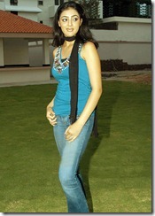 parvathi melton cute parvathi melton cute