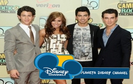 Demi-Lovato-nao-fara-mais-show-com-Jonas-Brothers-no-Brasil (1)2 Demi-Lovato-nao-fara-mais-show-com-Jonas-Brothers-no-Brasil (1)2