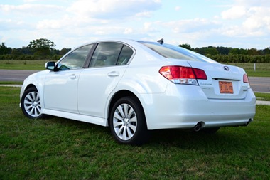 2011-subaru-legacy-rear-low