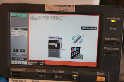Just as I thought!  The screen confirms that the black toner is out.