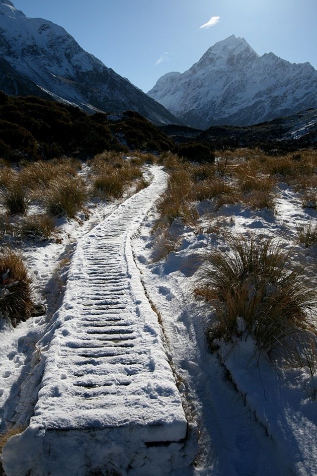 [SnowcoveredpathtoMountCook%255B1%255D.jpg]