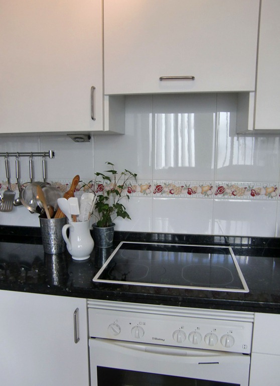 [Cocina%2520vista%2520frontal%255B5%255D.jpg]