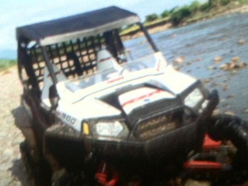 auto larry hernandez accidente