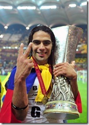 Falcao con la copa