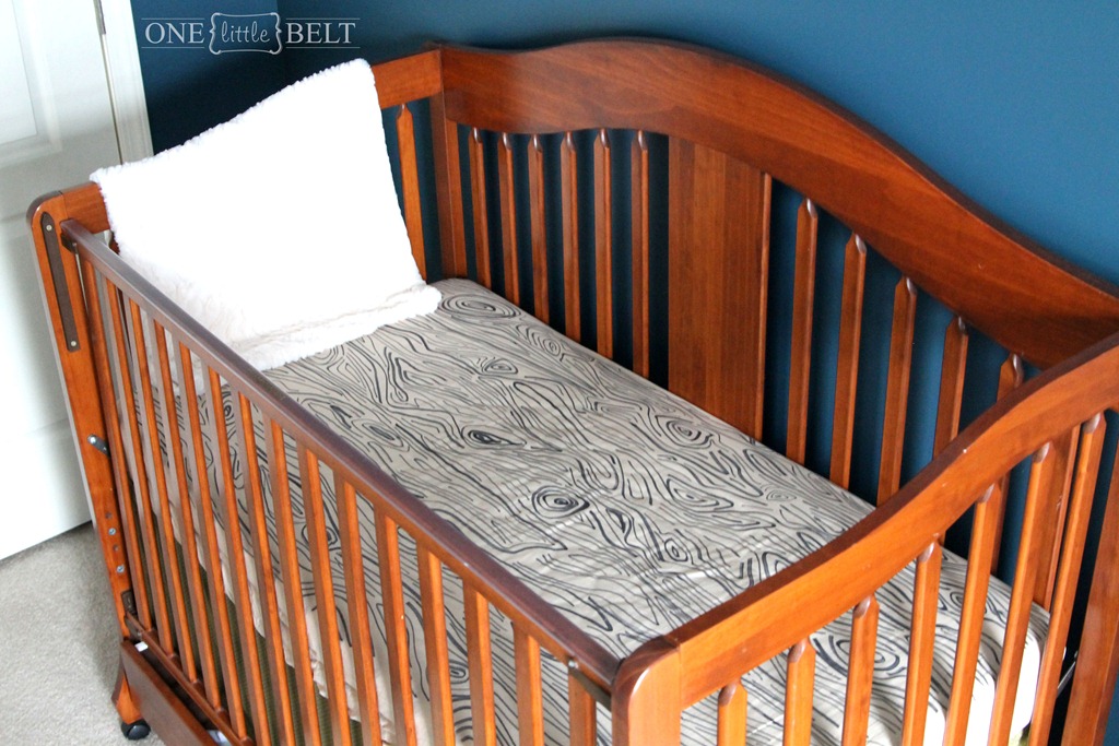 [faux-bois-crib-sheets4%255B4%255D.jpg]