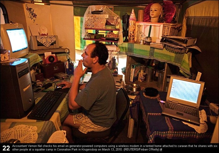 ACCOUNTANT IN SA UNEMPLOYED AND LIVING IN A SHACK BECAUSE OF BEE FINNBAR O REILLY PHOTO REUTERS