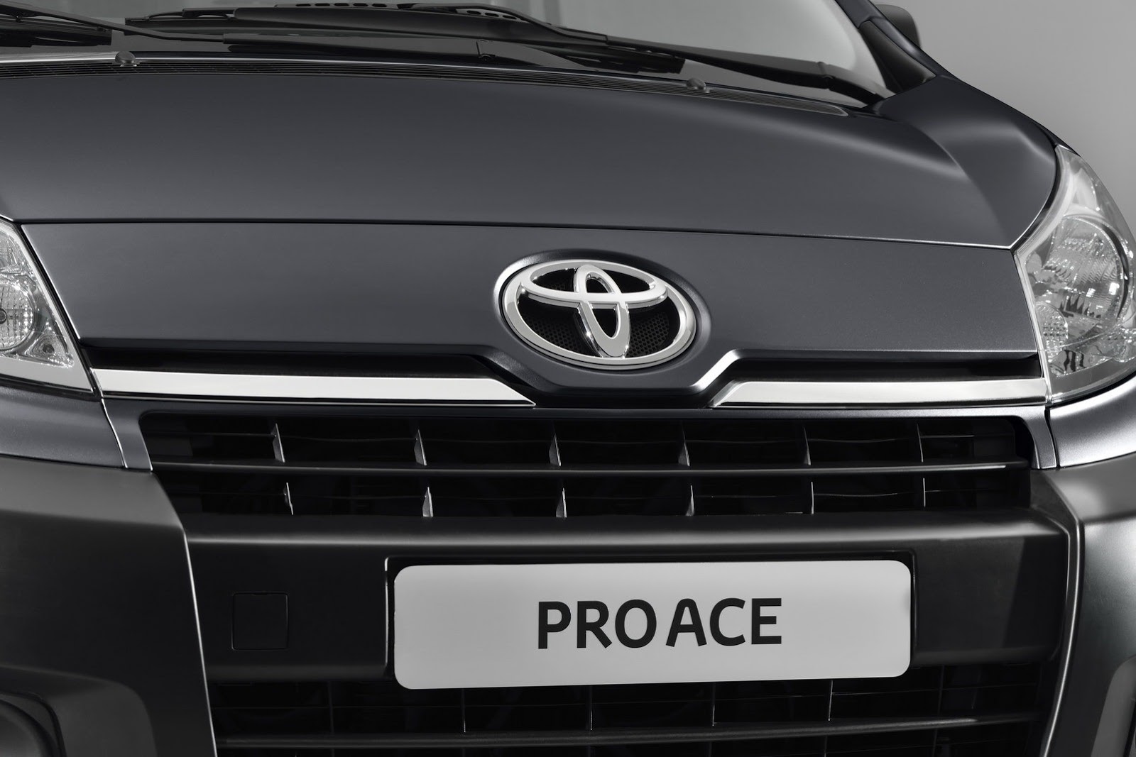 [New-Toyota-ProAce-12%255B2%255D.jpg]