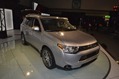 2014-Mitsubishi-Outlander-30[2]