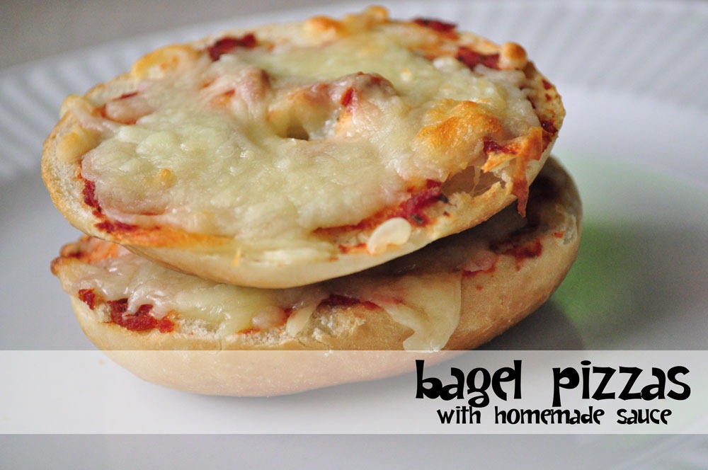 [Bagel-Pizzas-with-Homemade-%255B4%255D.jpg]
