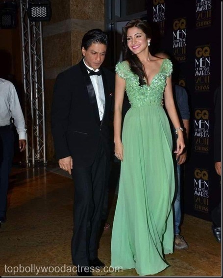 Shahrukh Khan_ Anushka Sharma at the GQ Men Of The Year Awards 2011 