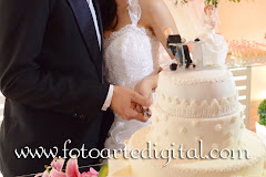Fotos do evento Taiane e Tadeu. Foto numero 0 do estudio Foto Arte Digital, de Itaborai, RJ, que faz fotografia de casamentos (fotos de casamento), fotos de aniversario (fotografia de aniversario), fotos de 15 anos, fotos de criancas (fotografia infantil), fotos de eventos sociais, videos de casamento, videos de 15 anos, videos de making-of, videos de aniversario, video infantil (video de criancas) e videos de eventos sociais. Fotojornalismo e videojornalismo em Itaborai, RJ.