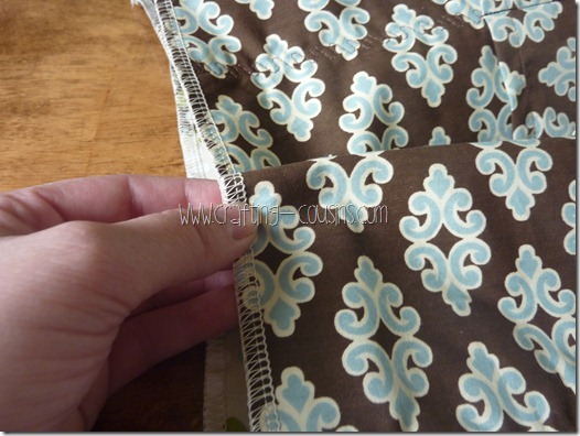 Crafty Cousins' Flouncy Bag Tutorial (26) Crafty Cousins' Flouncy Bag Tutorial (26)