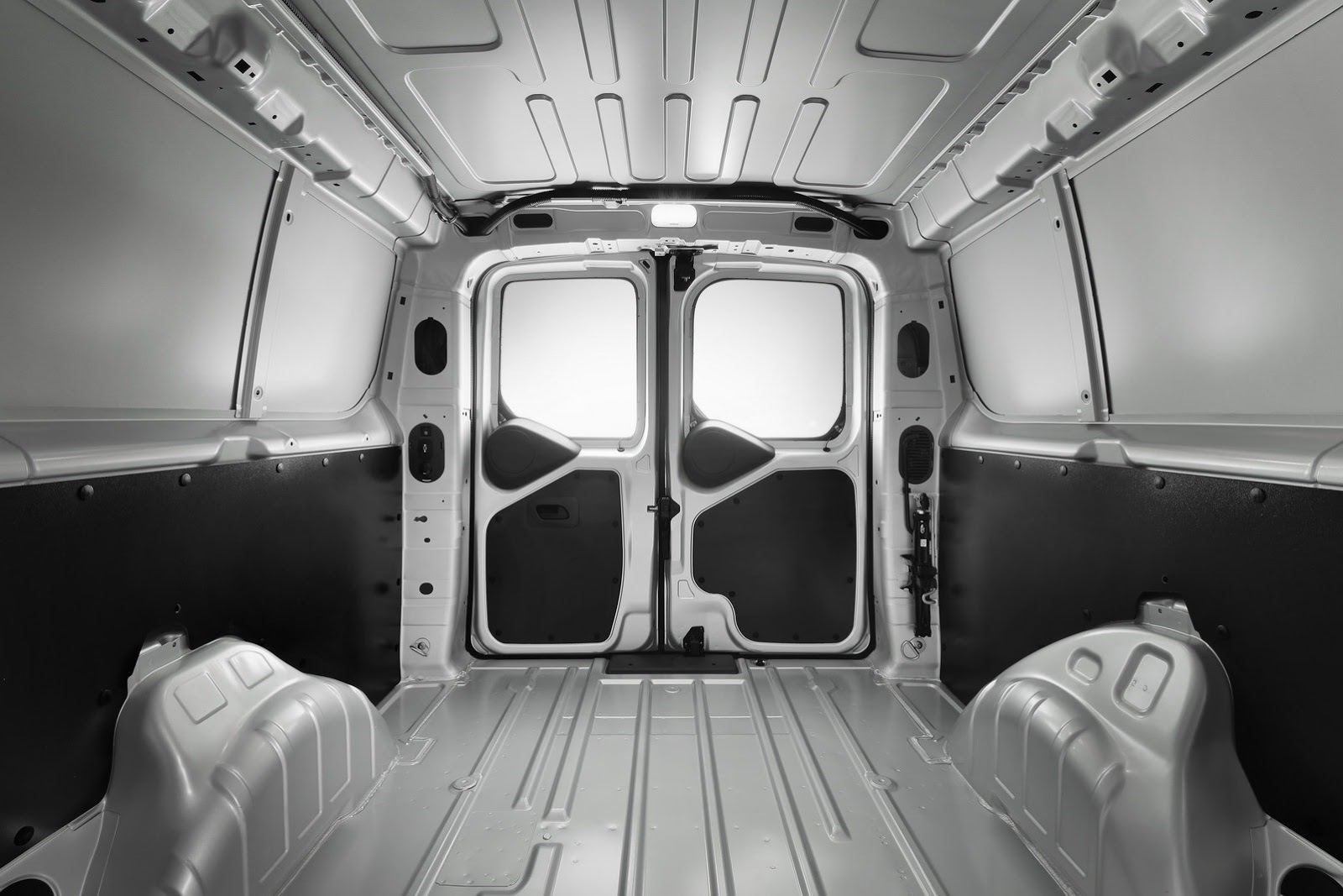 [New-Toyota-ProAce-3%255B2%255D.jpg]