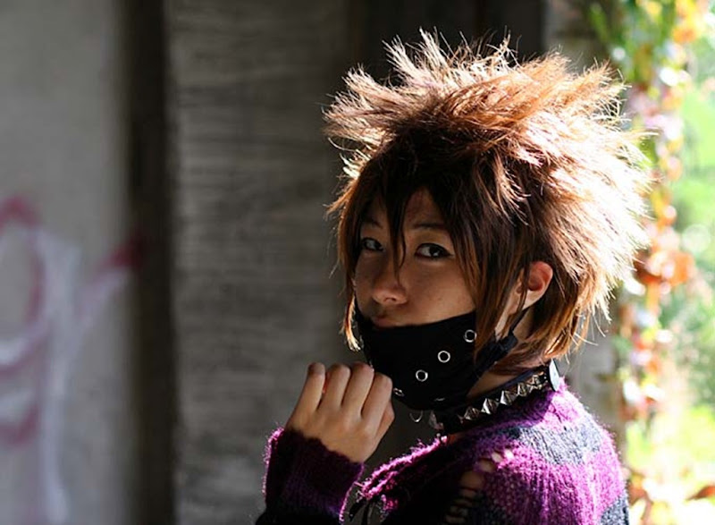 punk_style_eyelet_mask_1