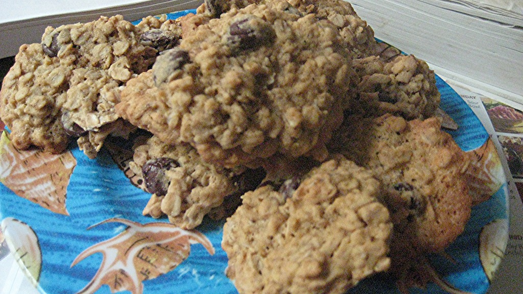[Oatmeal%2520%2520chocolate%2520chip%2520cookies%255B2%255D.jpg]
