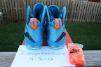 nike lebron 9 ps elite lebron pe china 3 02 Closer Look at Nike LeBron 9 P.S. Blue Flame and Tennis Balls PEs