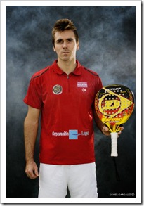 La empresa Corporación Legal sponsoriza al campeón de europa de pádel, Rubén Rivera. La empresa Corporación Legal sponsoriza al campeón de europa de pádel, Rubén Rivera.