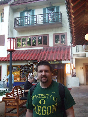Shops at the Hilton Hawaiian Village