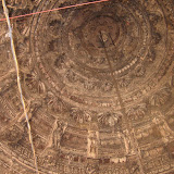 Circular roof of the mandapa, various apsaras are placed at regular intervals around the circumference.