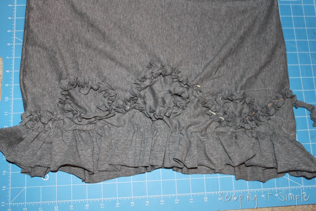 [grey%2520knit%2520ruffle%2520skirt%2520%25282%2529%255B8%255D.jpg]
