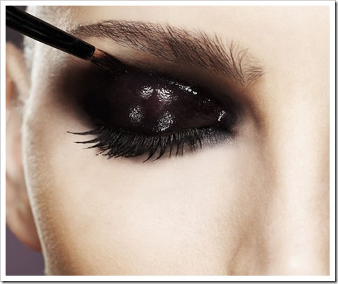29082012010620gloss-nos-olhos-moda-maquiagem-c 29082012010620gloss-nos-olhos-moda-maquiagem-c