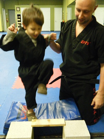 [karate%2520kid%2520007%255B5%255D.jpg]