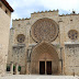 Façana principal del Monestir