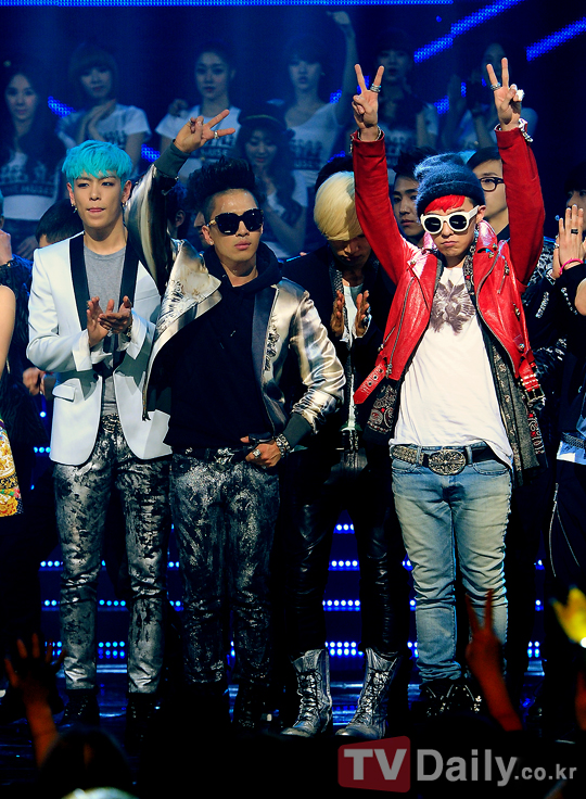 Big Bang - Mnet M!Countdown - 15mar2012 - 16.jpg
