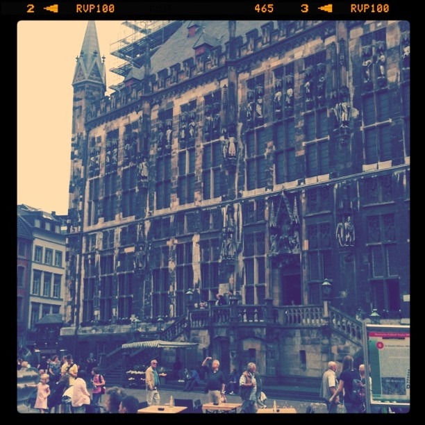 [Aachen-City-Hall-26.jpg]