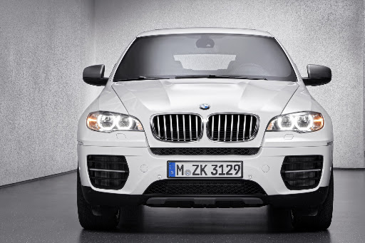 BMW-X6-M50d-06.jpg