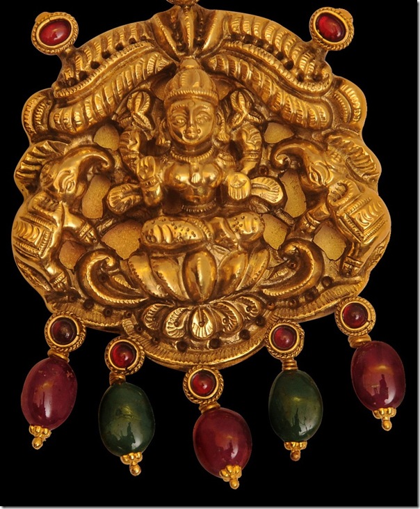 Gold_Pendant