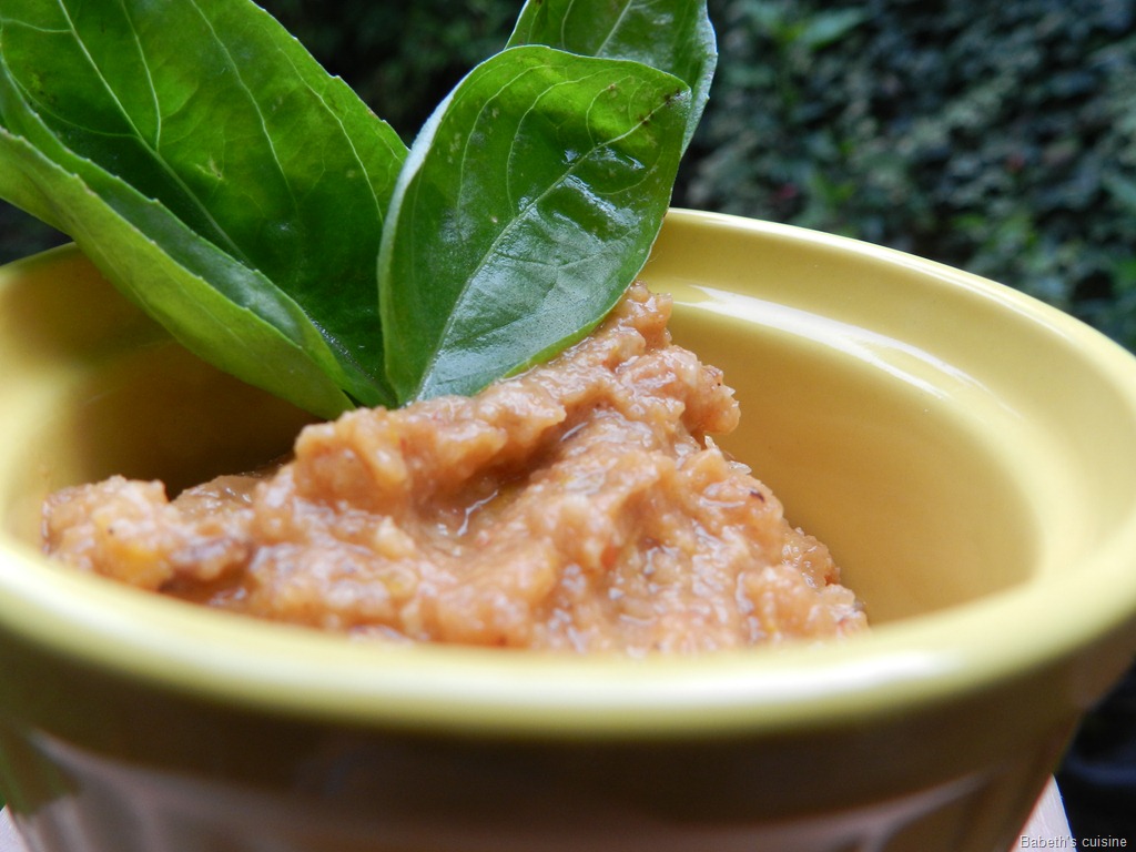 [sauce%2520romesco%25202%255B10%255D.jpg]