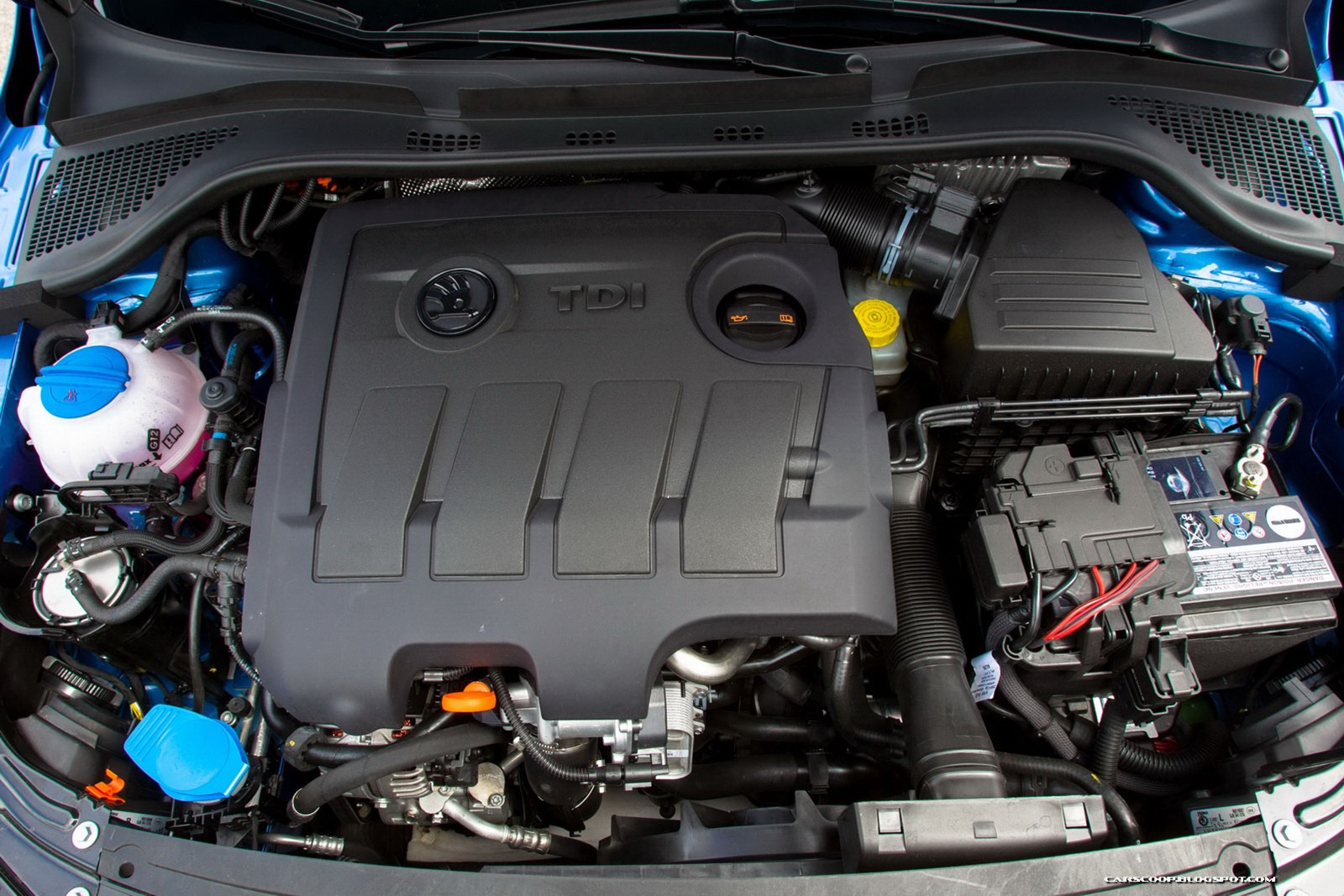 [2013-Skoda-Rapid-21%255B2%255D.jpg]