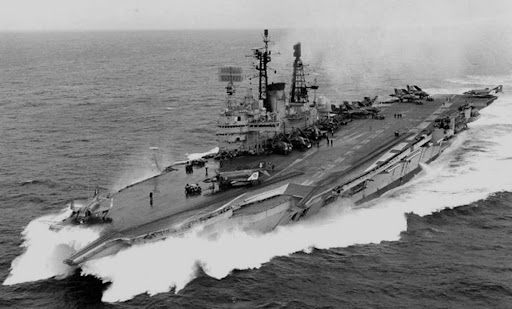 20060627232707_4_HMS_Ark_Royal_Bay_Of_Biscay_1977.jpg