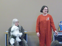 Colleen Shaskin and Tina Rohde with the Wonder Weavers
