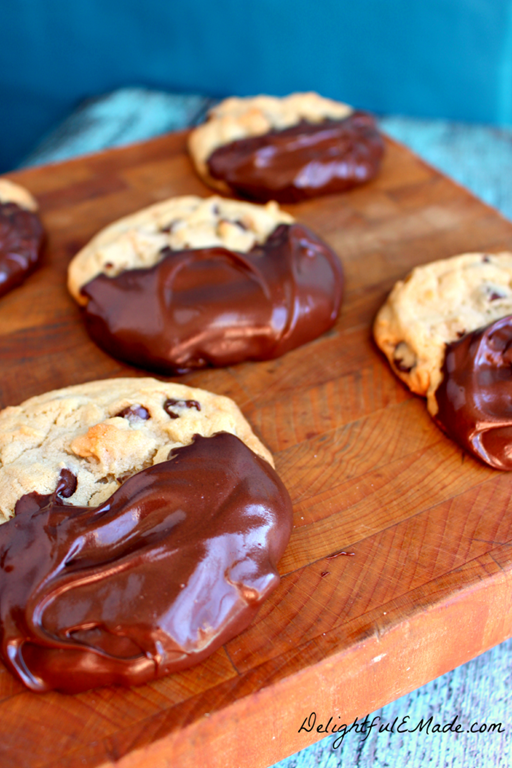 [Chocolate-Dipped-Peanut-Butter-Chocolate-Chip-Cookies-by-Delightful-E-Made-2-682x1024%2520%25281%2529%255B4%255D.png]