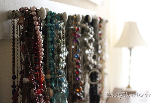 How to Organize Colorful Necklaces. Red, Teal, Blue, Silver, Grey, Glod, Black and White