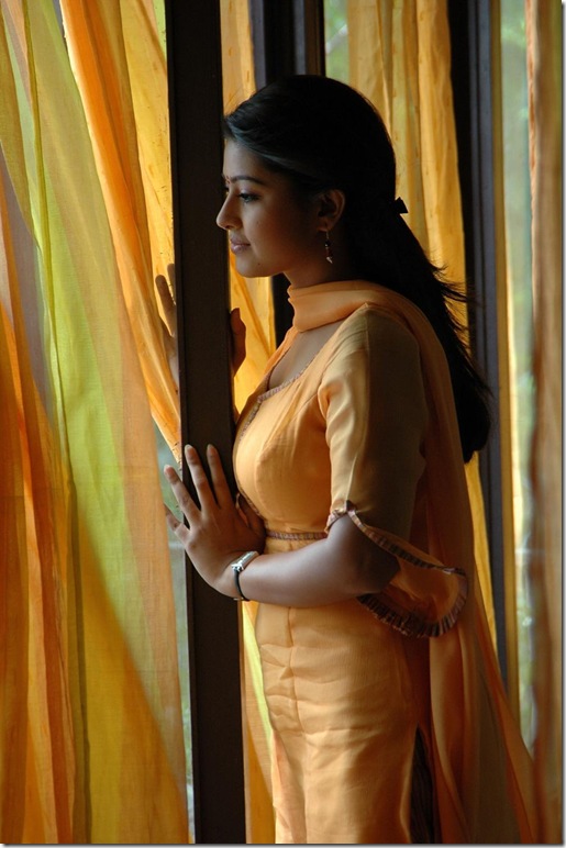 sneha side view photo