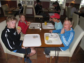 IMG_1975.jpg IMG_1975.jpg