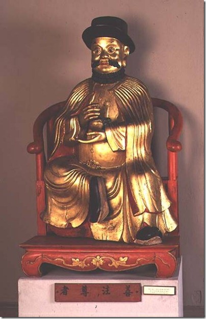 Marco Polo, Gilded Wooden Sculpture, Chinese, 16th century 02