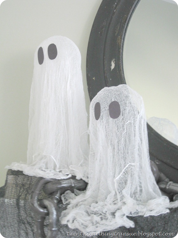 [Halloween%2520Mantlescape%25202%255B9%255D.jpg]
