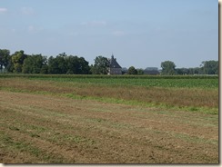 Kortessem, zicht op het kasteel Printhagen vanop de veldweg tussen  de Hasseltsesteenweg en de Bekestraat